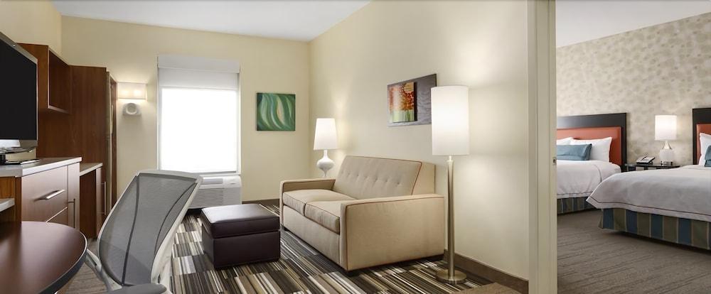 Home2 By Hilton Dallas Hotel