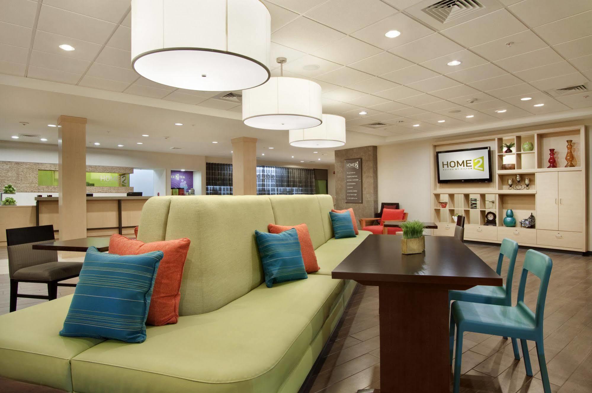 Home2 By Hilton Dallas