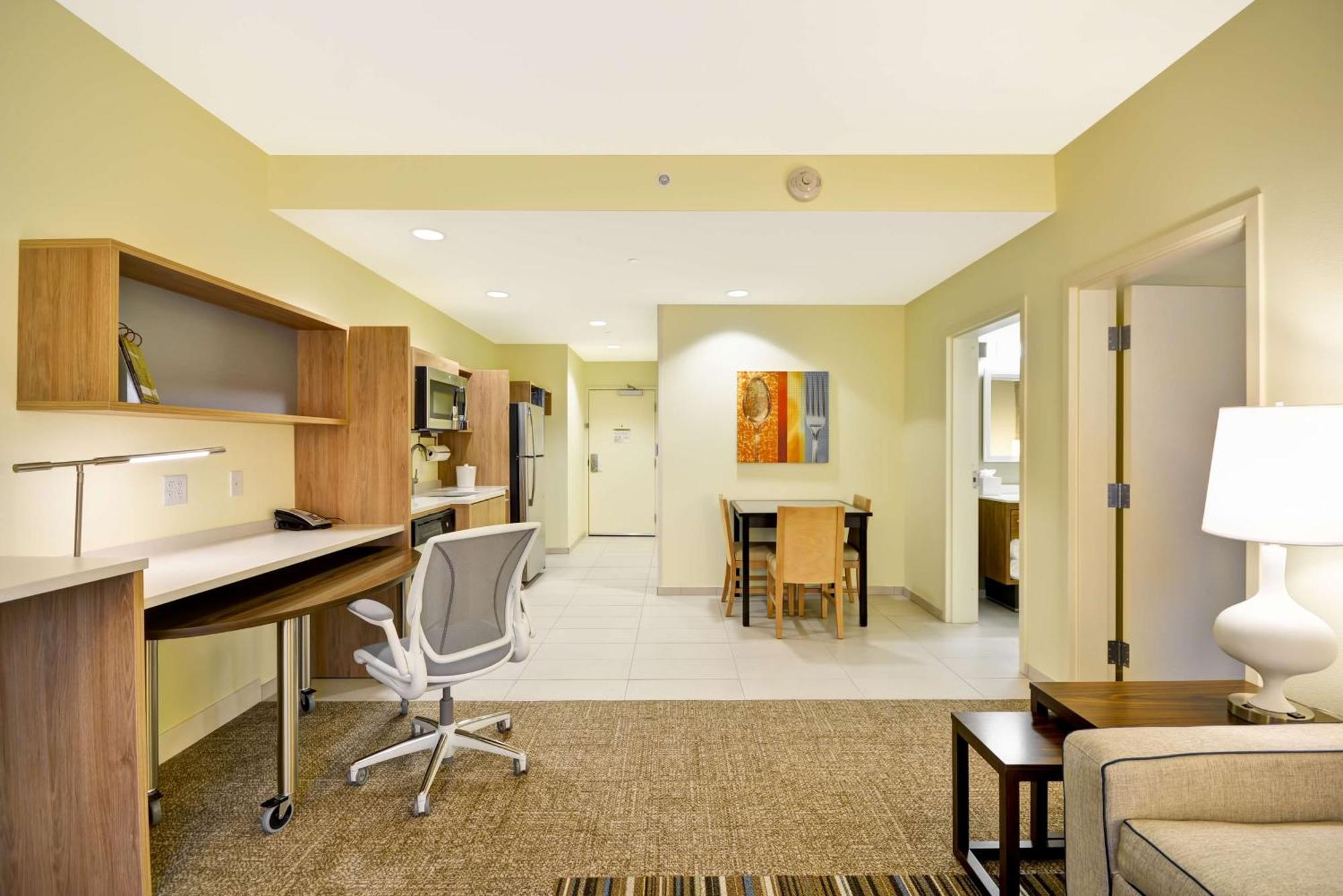 Home2 By Hilton Dallas Hotel Addison