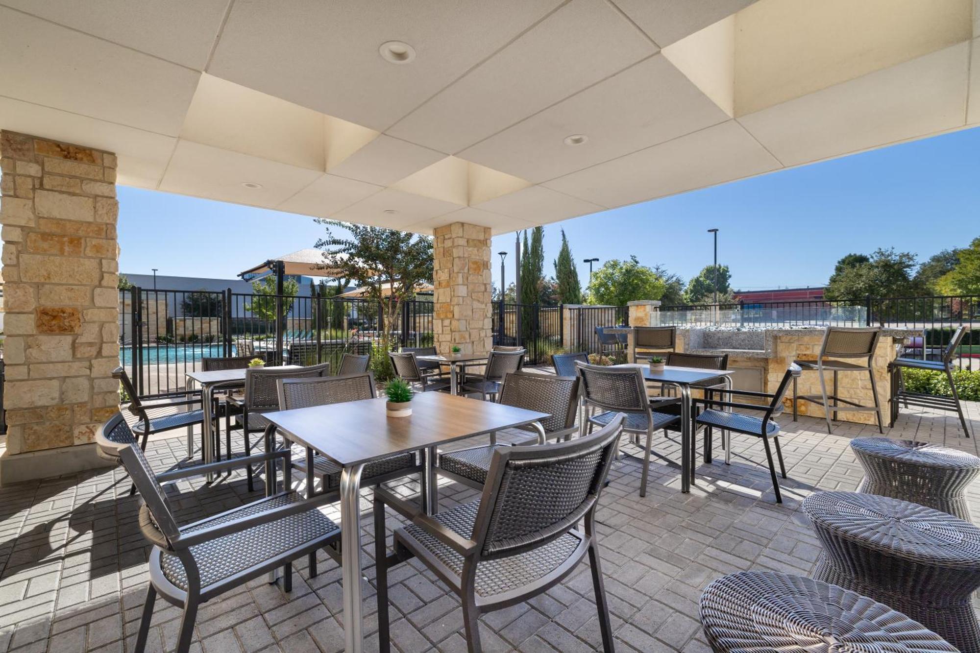 Home2 By Hilton Dallas 3* Addison
