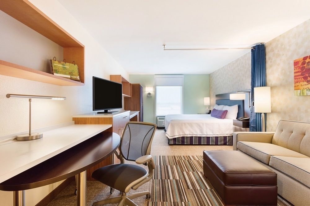 Hotel Home2 By Hilton Dallas